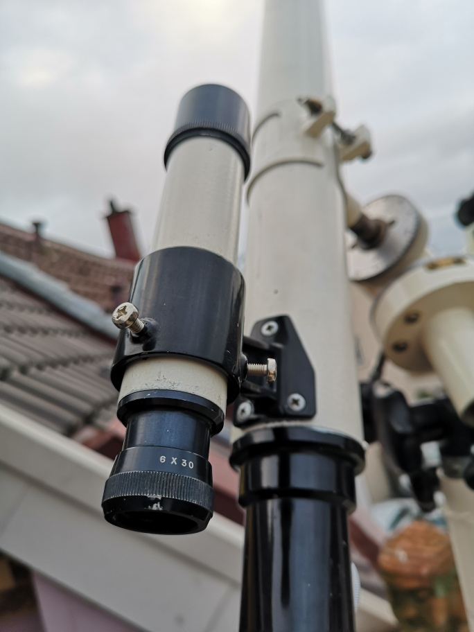 SYW/Yamamoto Refraktor AE-61-Refraktor 60/910mm